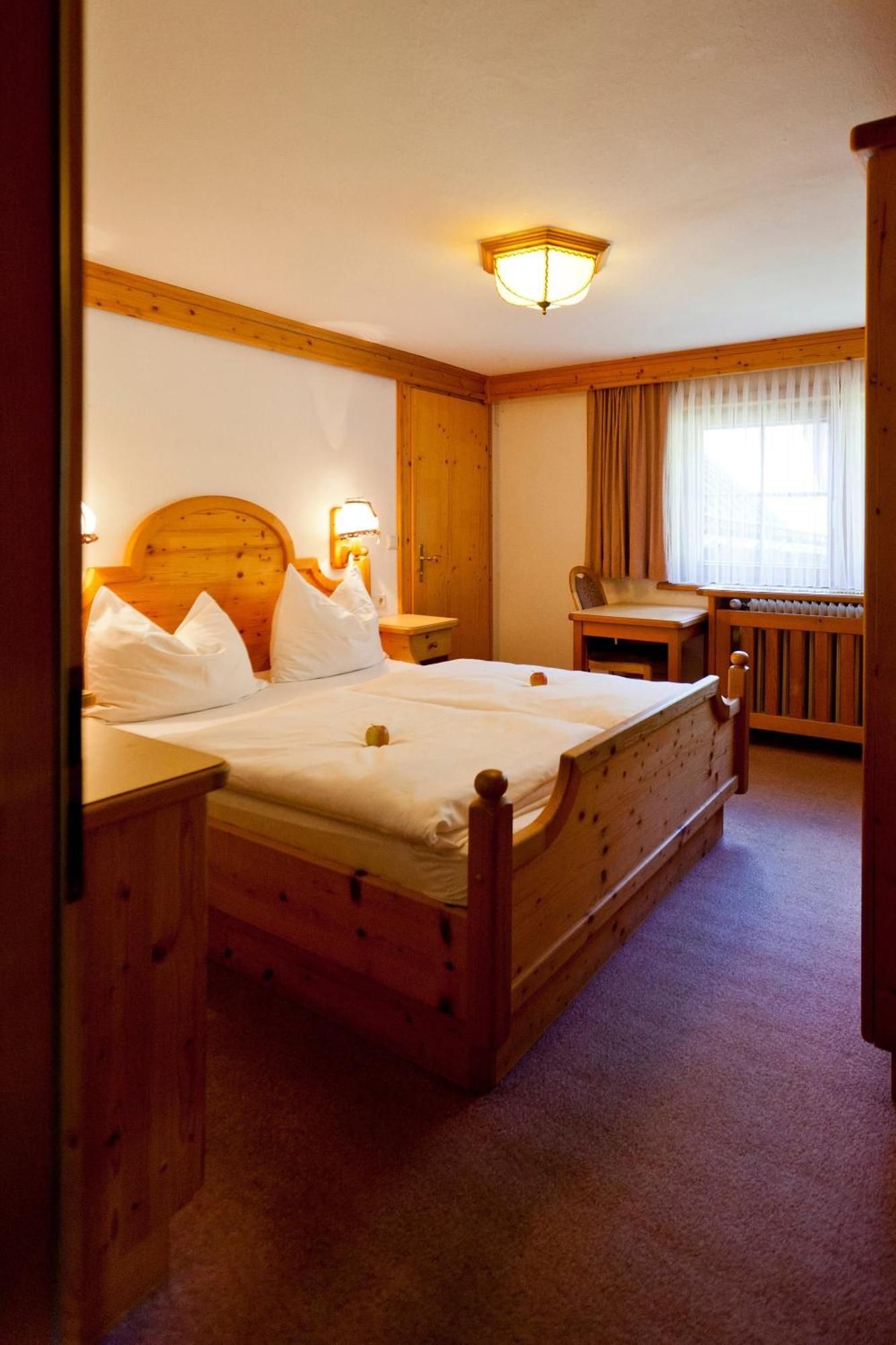 Bio-Bauernhof Grundlehnerhof Pension Ramsau am Dachstein Buitenkant foto